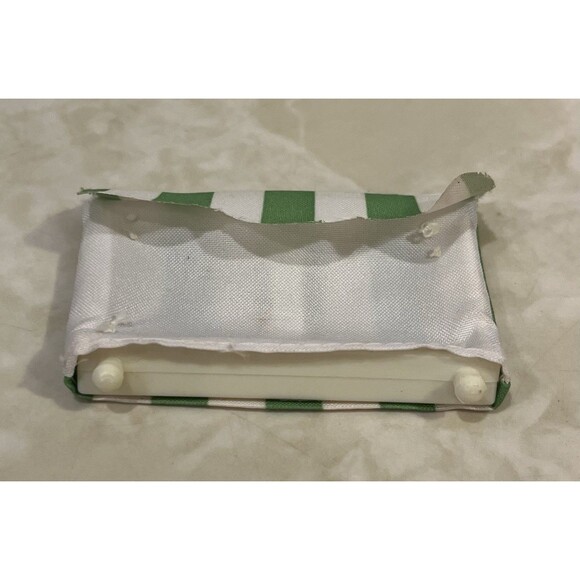 Vtg FISHER PRICE LOVING FAMILY DOLLHOUSE FURNITURE 2004 2006 6 Pcs VGUC Sink Bed - Picture 10 of 15